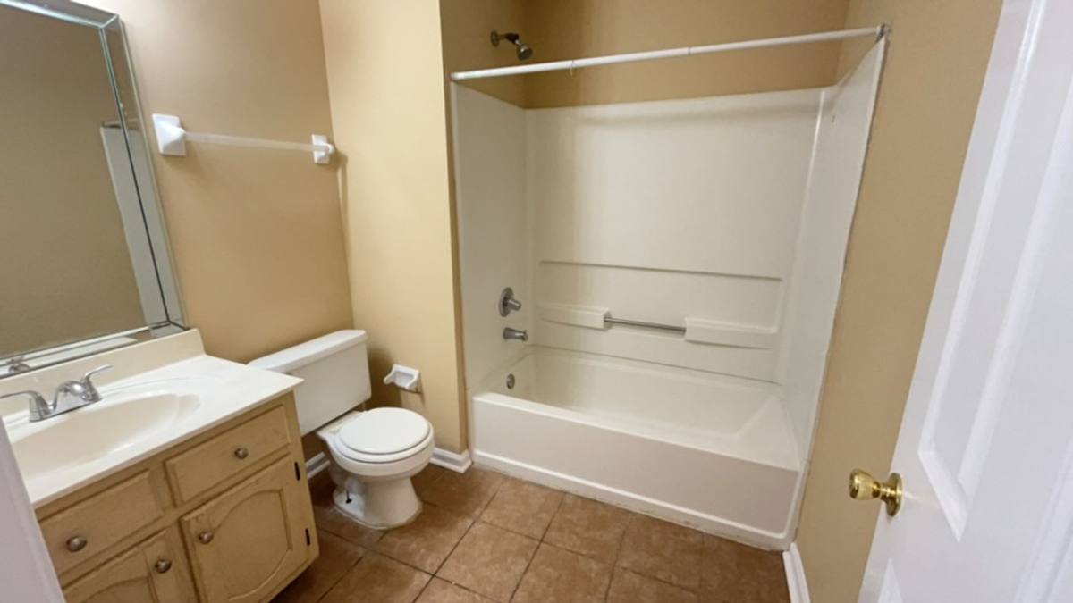 House for rent at 5554 Steffani Dr, Southaven, MS 38671