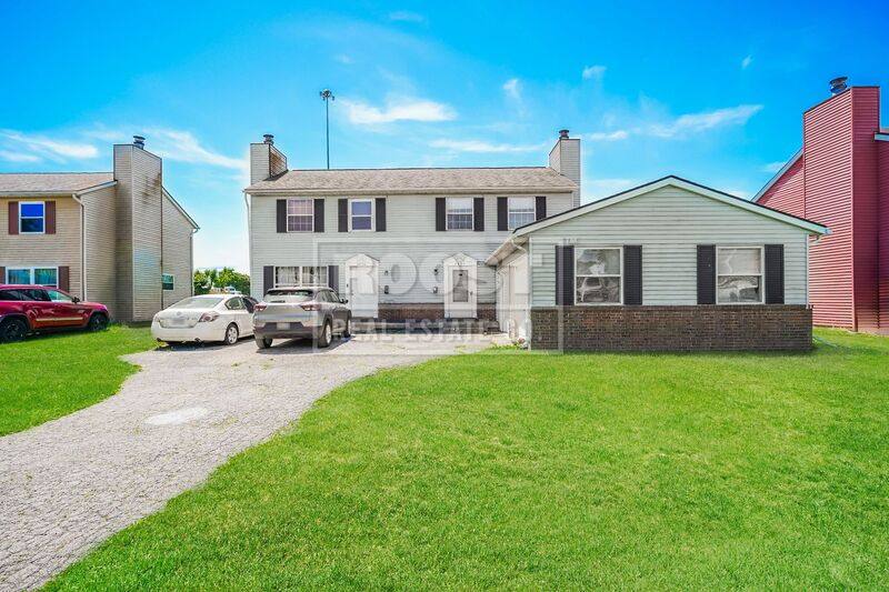 Townhouse for rent at 5623 Chatford Dr, Columbus, OH 43232