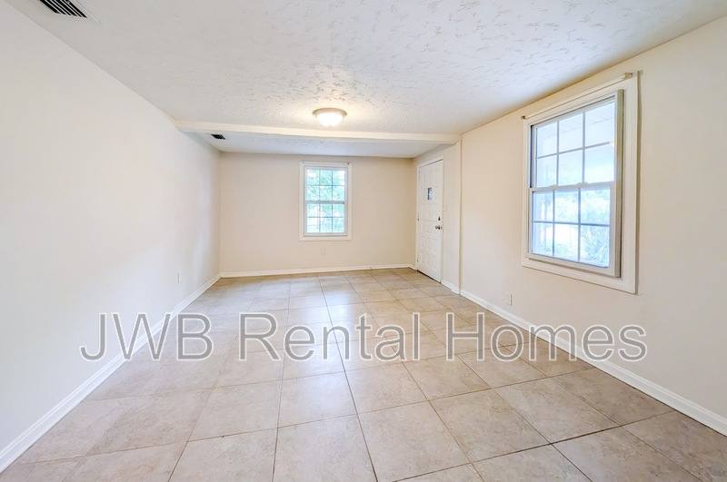 House for rent at 1720 Brooker Rd, Jacksonville, FL 32207