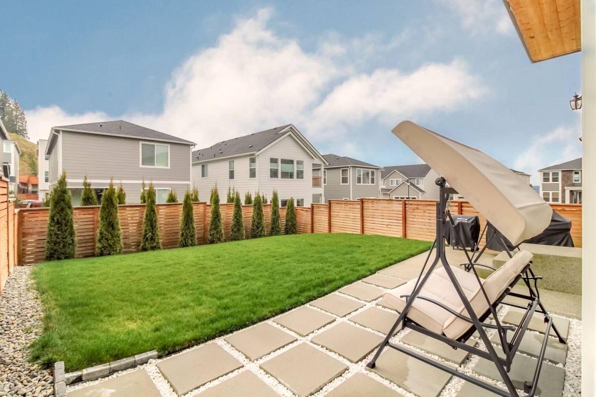 House for rent at 8398 27th St Court E, Puyallup, WA 98371