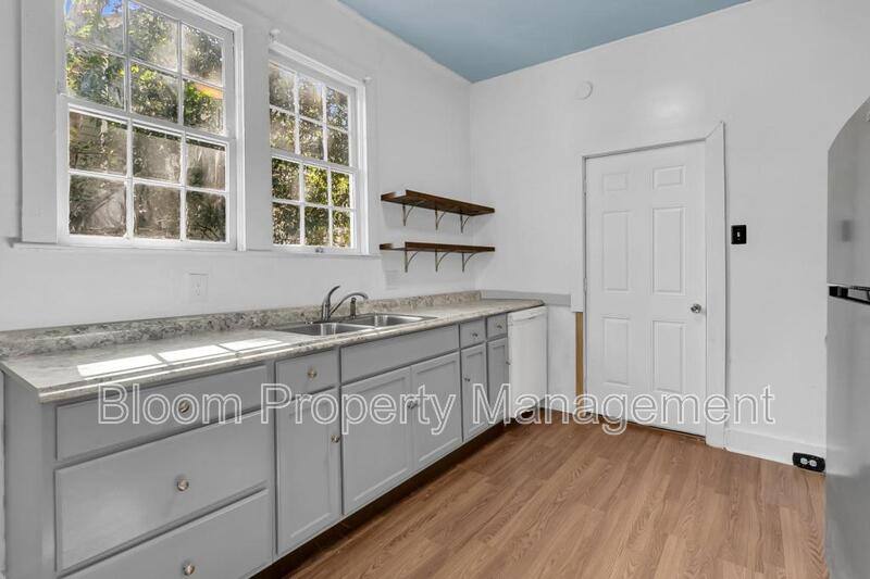 Apartment for rent at 299 Coming St #A, Charleston, SC 29403