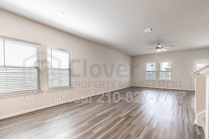 House for rent at 9510 Falls Canyon Blvd, Converse, TX 78109