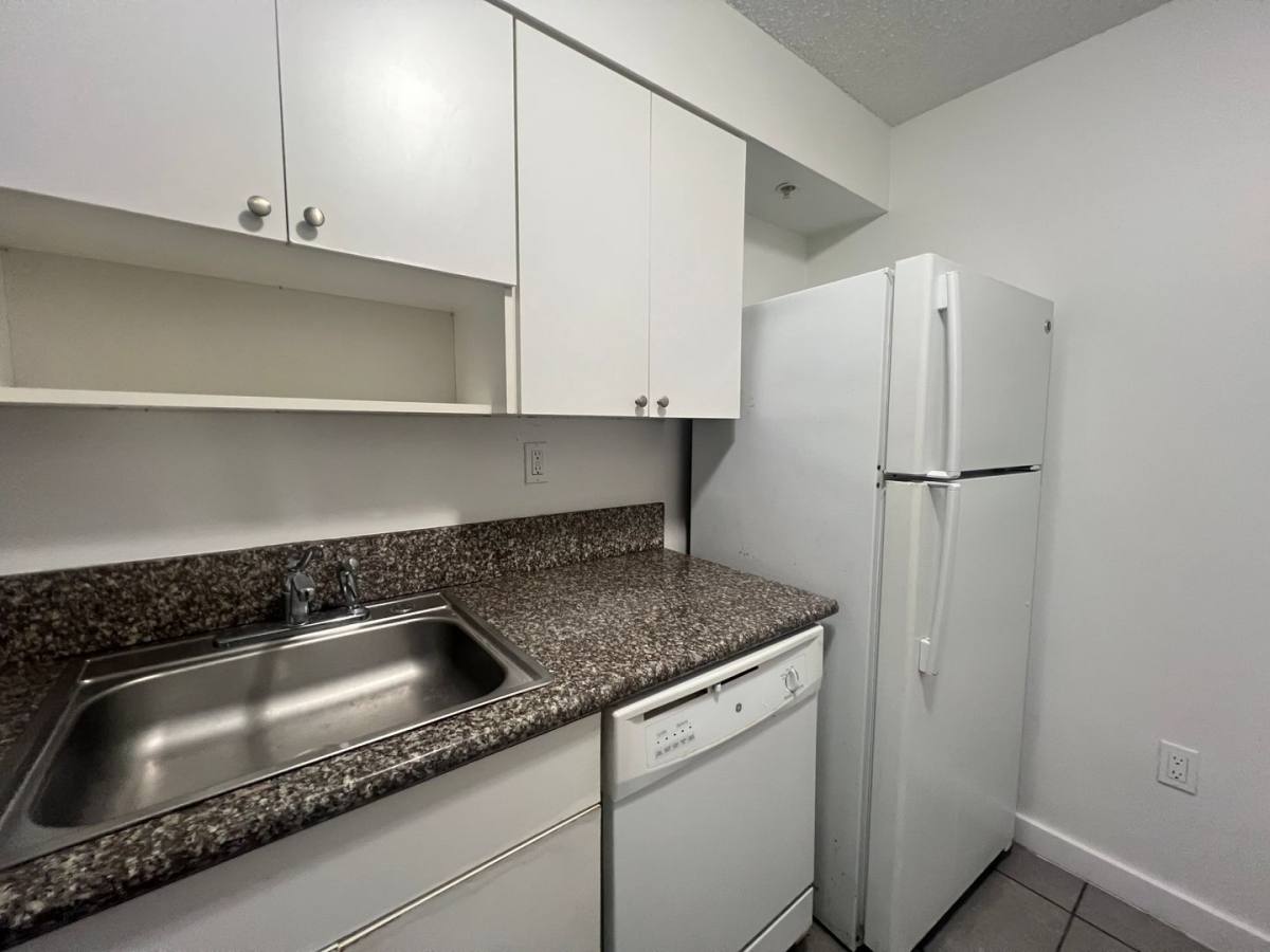 Apartment for rent at 1020 NW 7 Ave, Miami, FL 33136