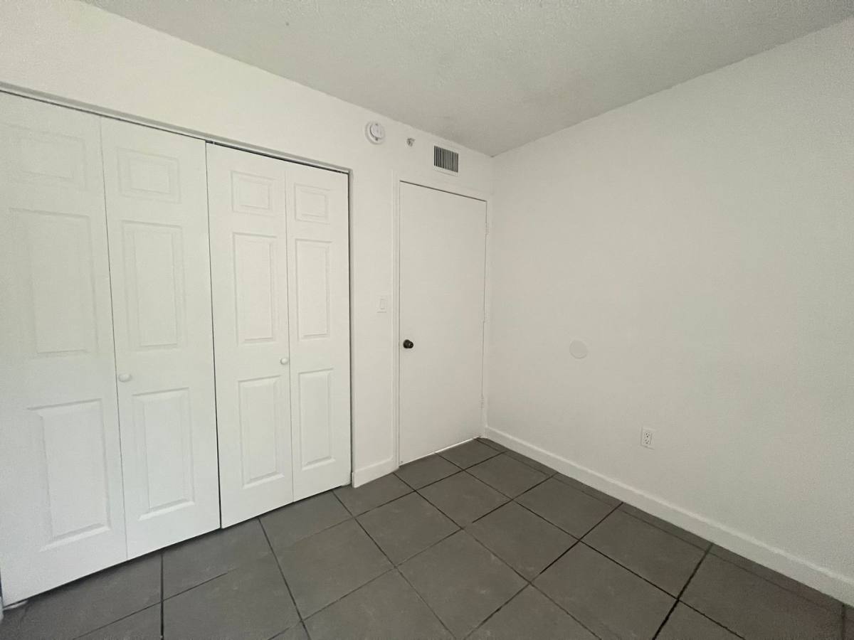 Apartment for rent at 1020 NW 7 Ave, Miami, FL 33136