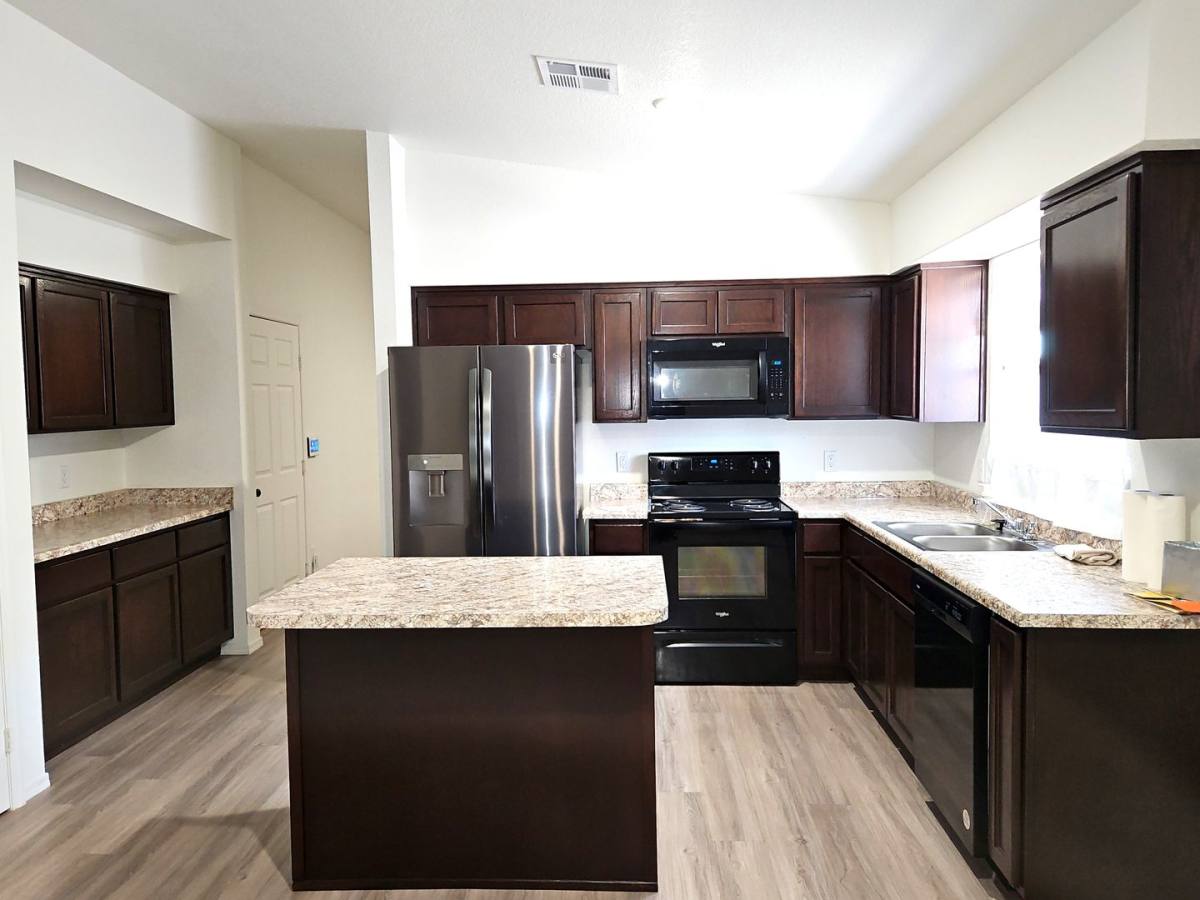 House for rent at 4447 S Buckthorn Dr, Yuma, AZ 85365