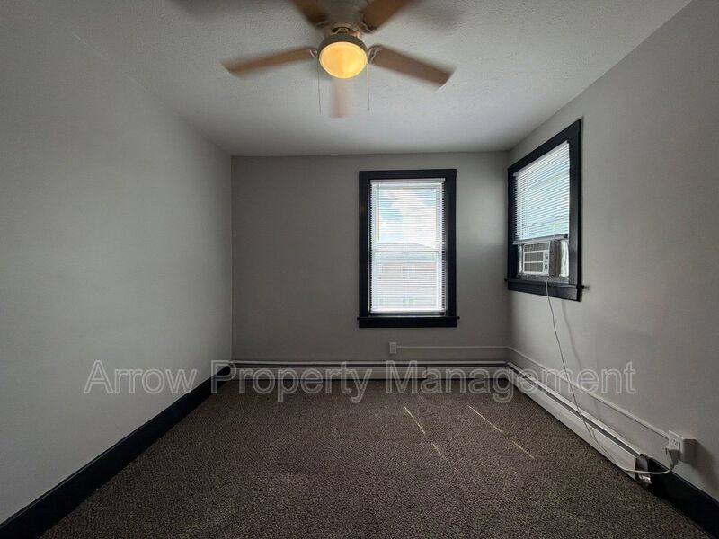 Apartment for rent at 4602 Saint Paul #3, Lincoln, NE 68504