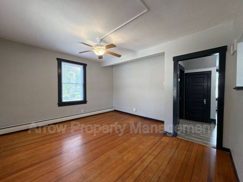 Apartment for rent at 4602 Saint Paul #3, Lincoln, NE 68504
