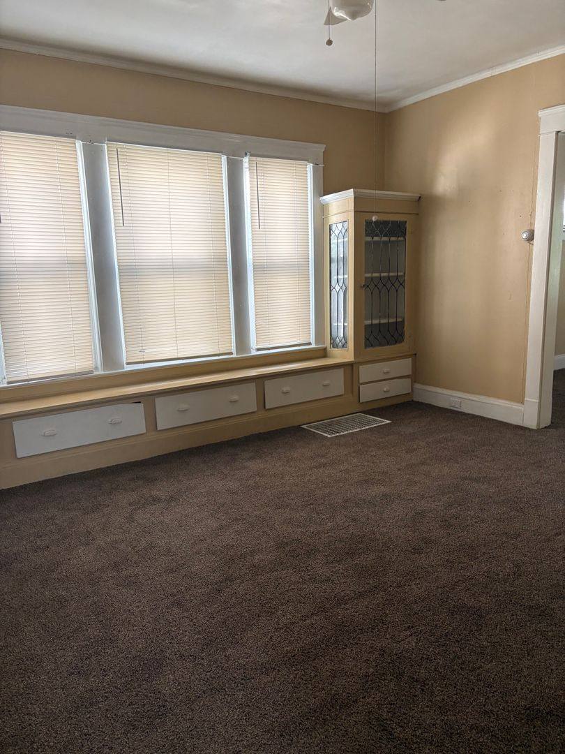 Apartment for rent at 9118 Yale Ave, Cleveland, OH 44108