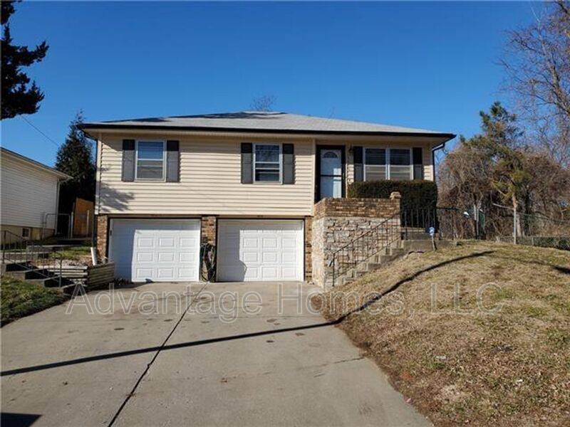 Apartment for rent at 3212 N 68th St, Kansas City, KS 66109