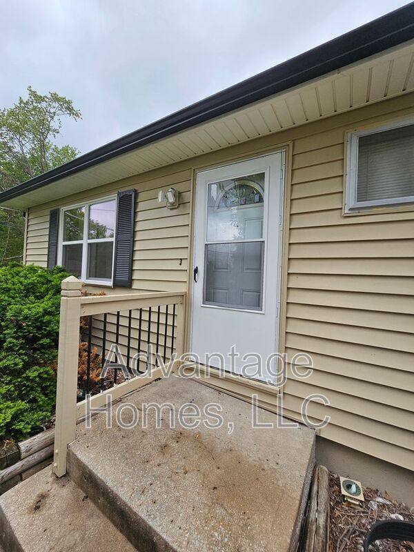 Apartment for rent at 3212 N 68th St, Kansas City, KS 66109