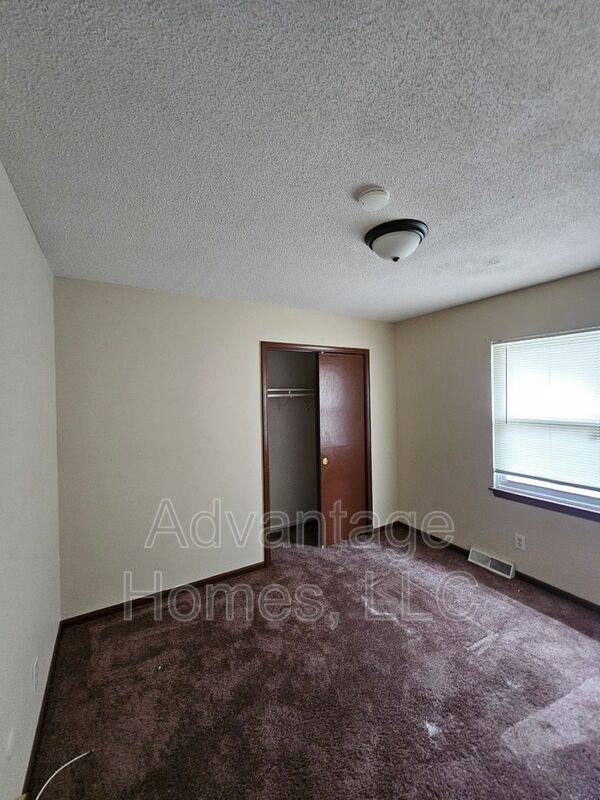 Apartment for rent at 3212 N 68th St, Kansas City, KS 66109
