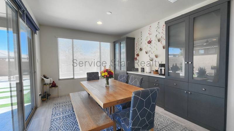 House for rent at 3407 E Louise Dr, Phoenix, AZ 85050