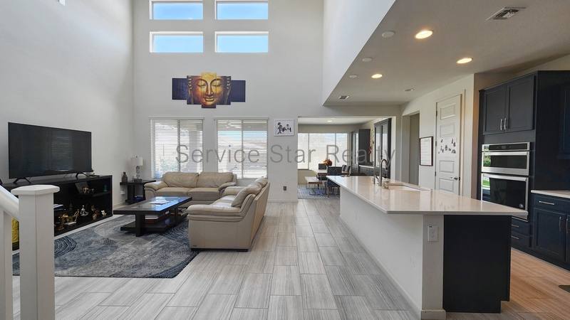 House for rent at 3407 E Louise Dr, Phoenix, AZ 85050