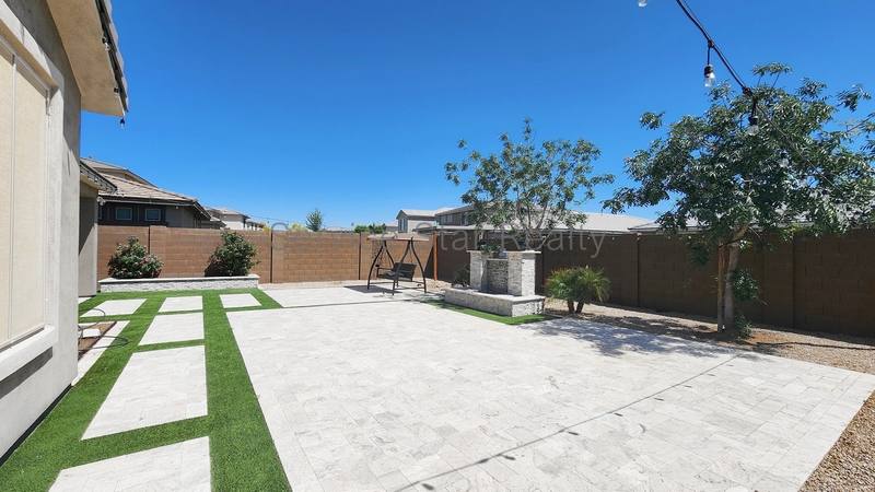 House for rent at 3407 E Louise Dr, Phoenix, AZ 85050