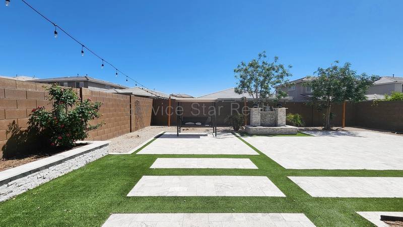 House for rent at 3407 E Louise Dr, Phoenix, AZ 85050