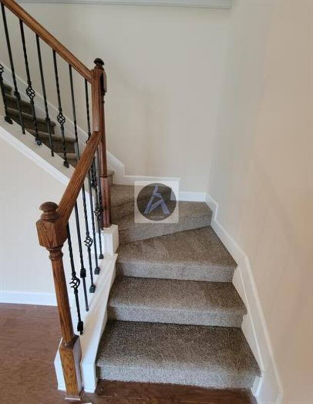 House for rent at 1008 Applegate Dr, Roswell, GA 30076