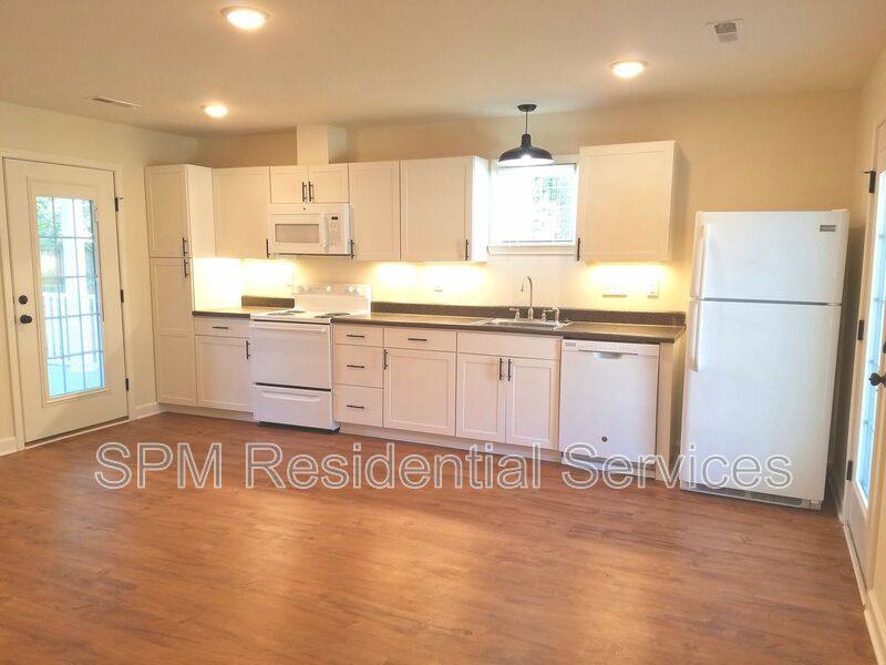 House for rent at 5006A Pine Needle Dr, Wilmington, NC 28403