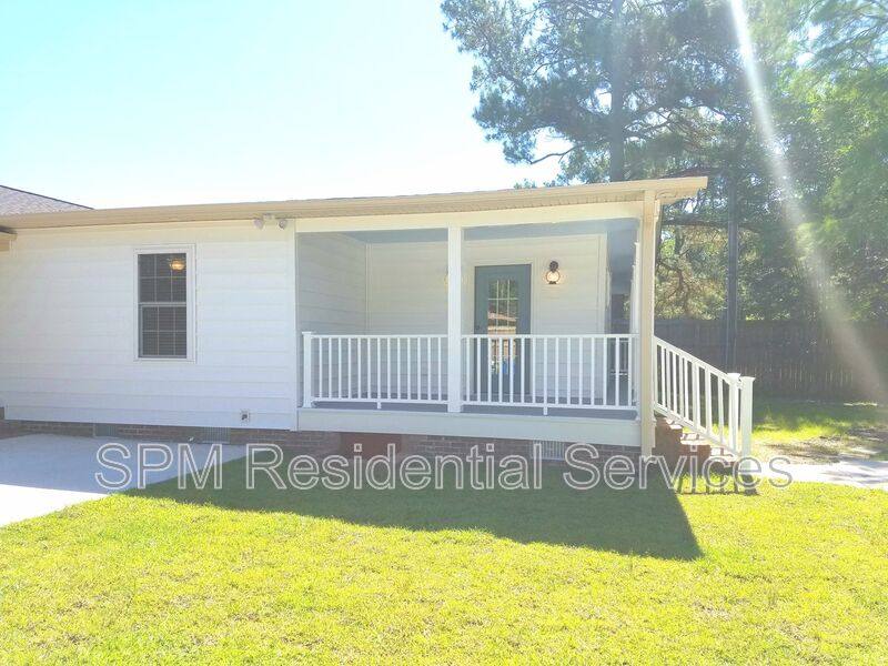 House for rent at 5006A Pine Needle Dr, Wilmington, NC 28403