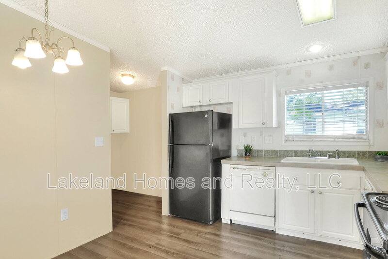 House for rent at 3321 Peachtree Hill Rd, Lakeland, FL 33801