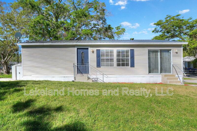 House for rent at 3321 Peachtree Hill Rd, Lakeland, FL 33801