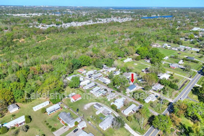 House for rent at 3321 Peachtree Hill Rd, Lakeland, FL 33801
