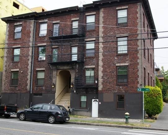 Apartment for rent at 1802 12th Ave, Seattle, WA 98122