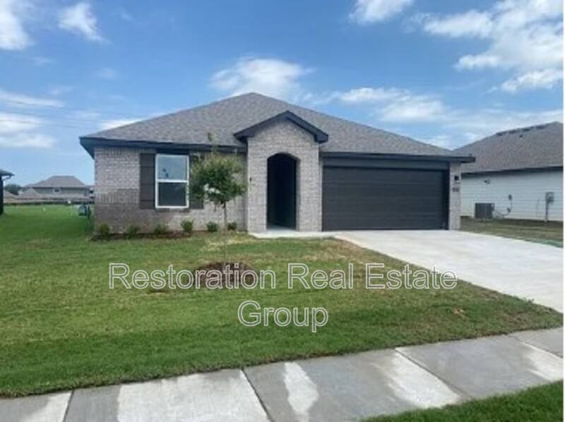 House for rent at 413 S 85th St, Broken Arrow, OK 74014