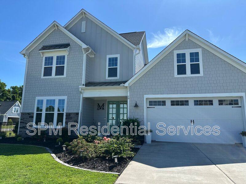 House for rent at 19 Sailor Sky Way, Hampstead, NC 28443