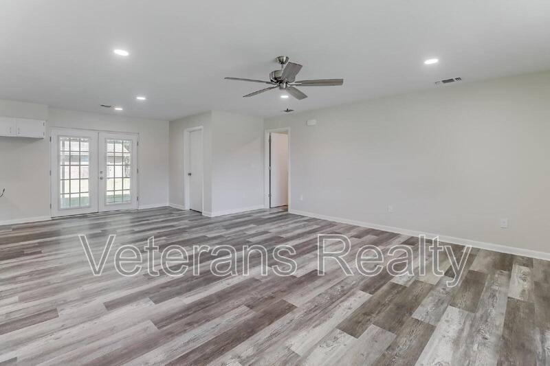 House for rent at 129 Quarles St, Long Beach, MS 39560