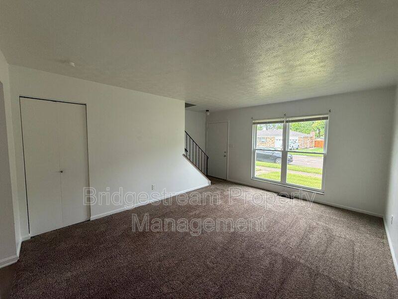 Apartment for rent at 955 Taylorsview Dr, Vandalia, OH 45377