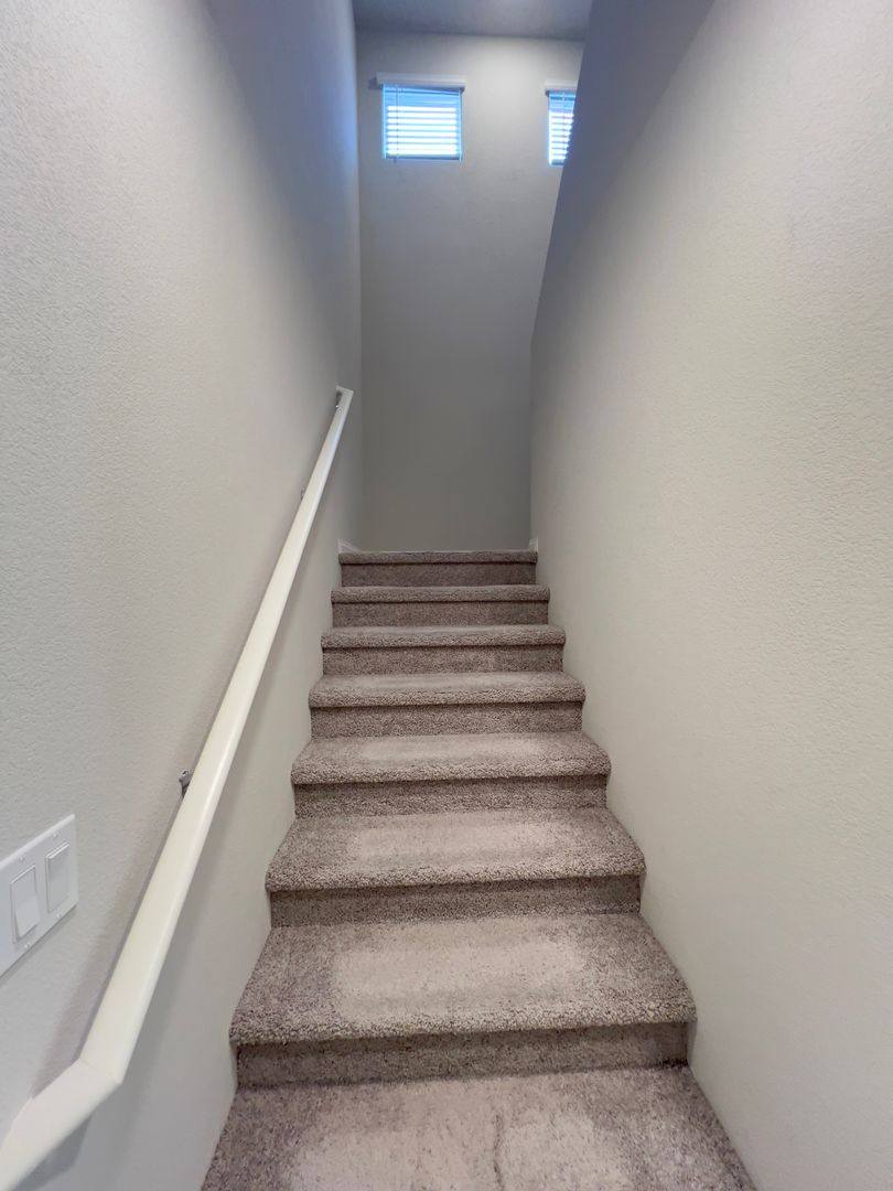 House for rent at 10946 Cambridge Lakes Ave, Las Vegas, NV 89166