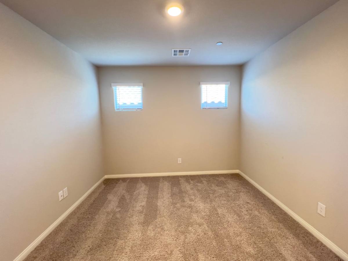 House for rent at 10946 Cambridge Lakes Ave, Las Vegas, NV 89166