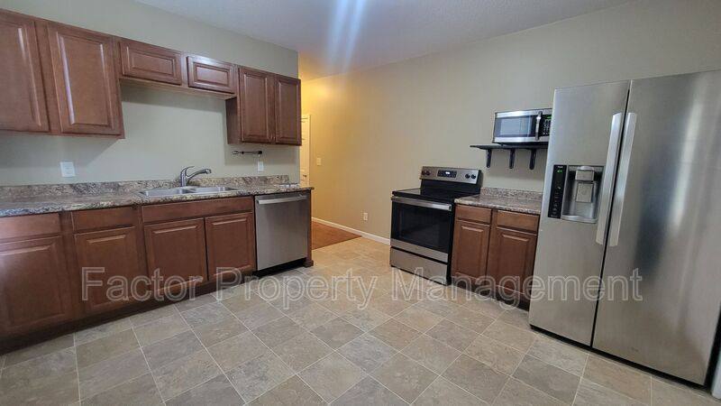 Apartment for rent at 730 N Broad St, Mankato, MN 56001