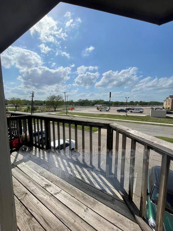 Condo for rent at 1326 Park Ave, Waco, TX 76706