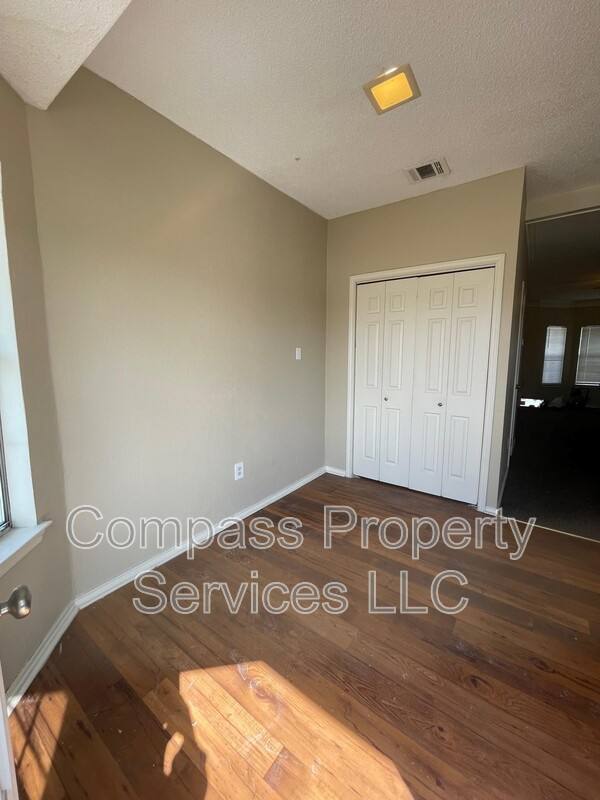 Condo for rent at 1326 Park Ave, Waco, TX 76706