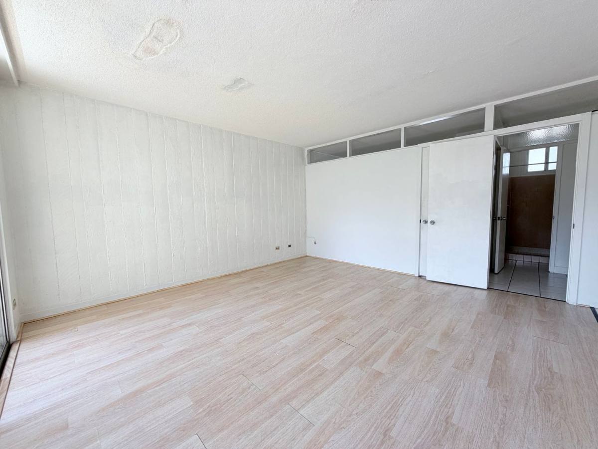 Apartment for rent at 445 Kalaimoku St, Honolulu, HI 96815