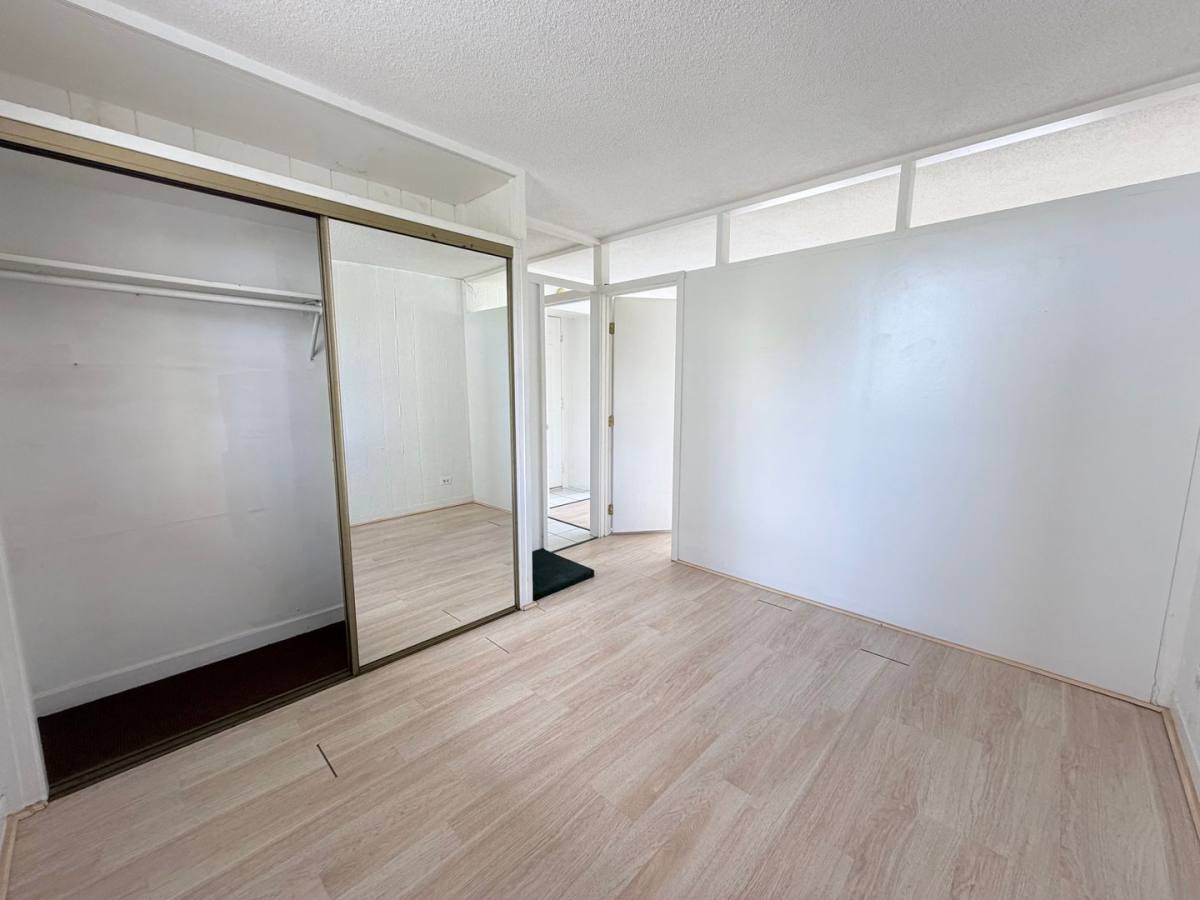 Apartment for rent at 445 Kalaimoku St, Honolulu, HI 96815