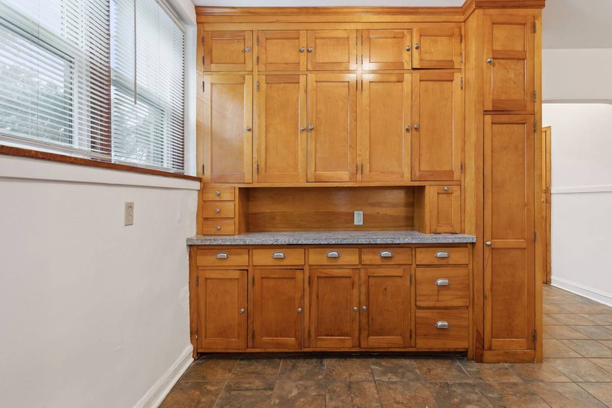 Apartment for rent at 4652 Chicago Ave S, Minneapolis, MN 55407