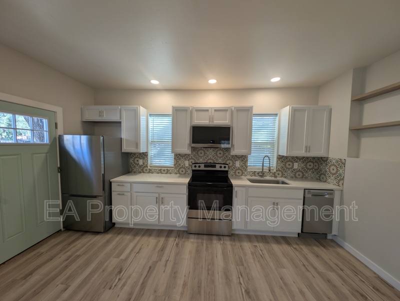 House for rent at 816 1 2 13th St NW, Albuquerque, NM 87102