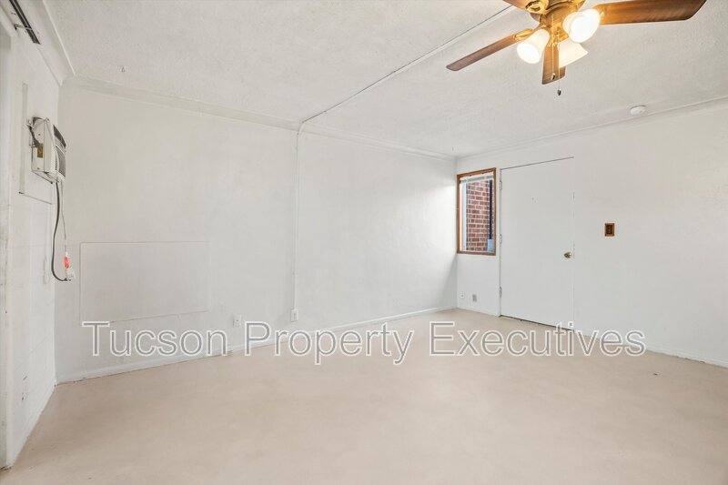 Apartment for rent at 802 N Alvernon Way - E, Tucson, AZ 85711