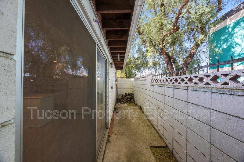 Apartment for rent at 802 N Alvernon Way - E, Tucson, AZ 85711