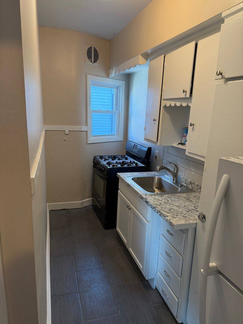 Apartment for rent at 34 Fairfield St, Buffalo, NY 14214