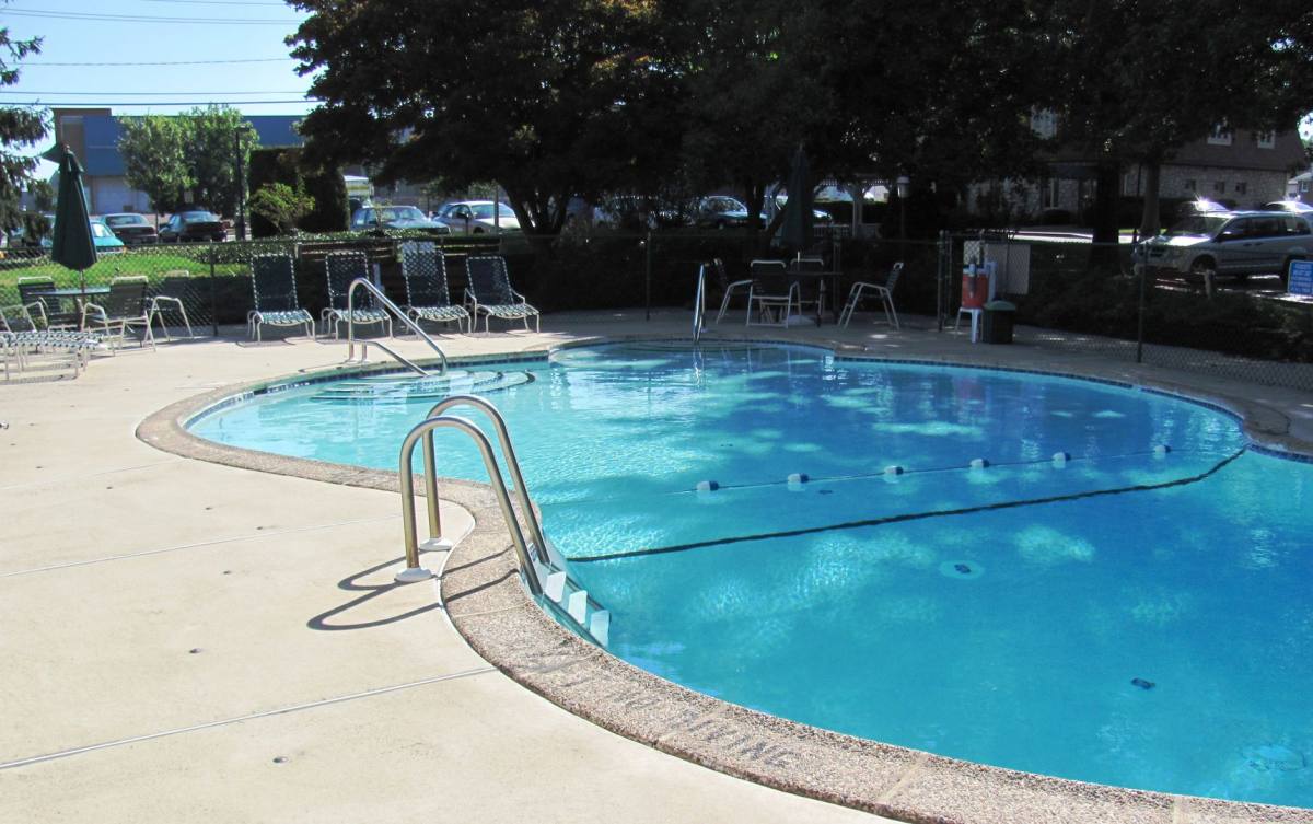 Apartment for rent at 60 S County Line Rd, Souderton, PA 18964