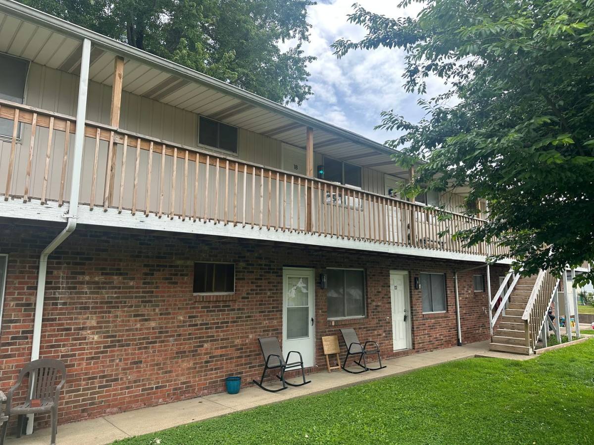 Apartment for rent at 3505 Elm St, Parkersburg, WV 26104