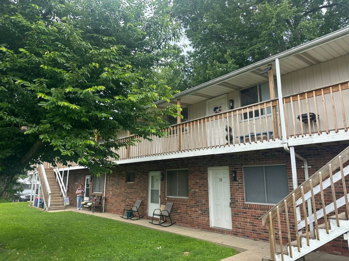 Apartment for rent at 3505 Elm St, Parkersburg, WV 26104