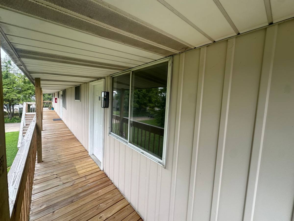 Apartment for rent at 3505 Elm St, Parkersburg, WV 26104