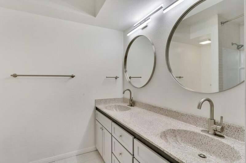 Townhouse for rent at 34 Lakeview Circle, Cathedral City, CA 92234
