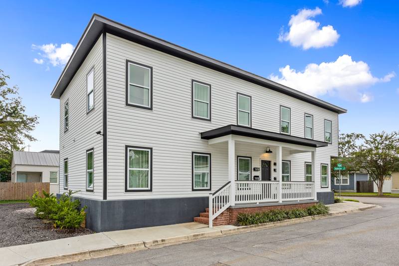 Apartment for rent at 637 E Anderson St, Savannah, GA 31401