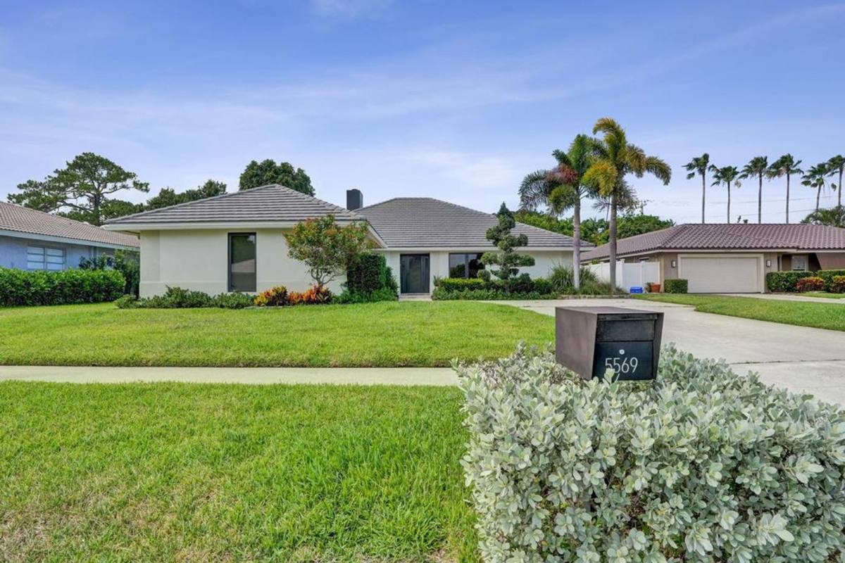 House for rent at 5569 Wind Drift Lane, Boca Raton, FL 33433