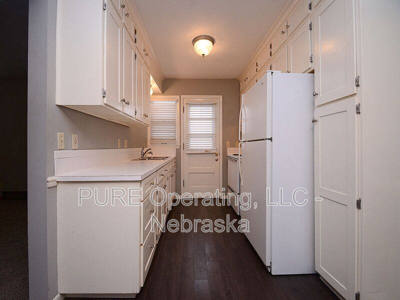 Apartment for rent at 220 N 32 Ave #4, Omaha, NE 68131
